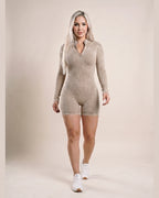 P1 beige_taupe 17_walking