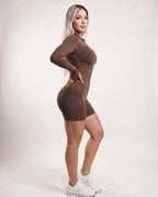 P1 marron_chocolate 10_one_hand_hip