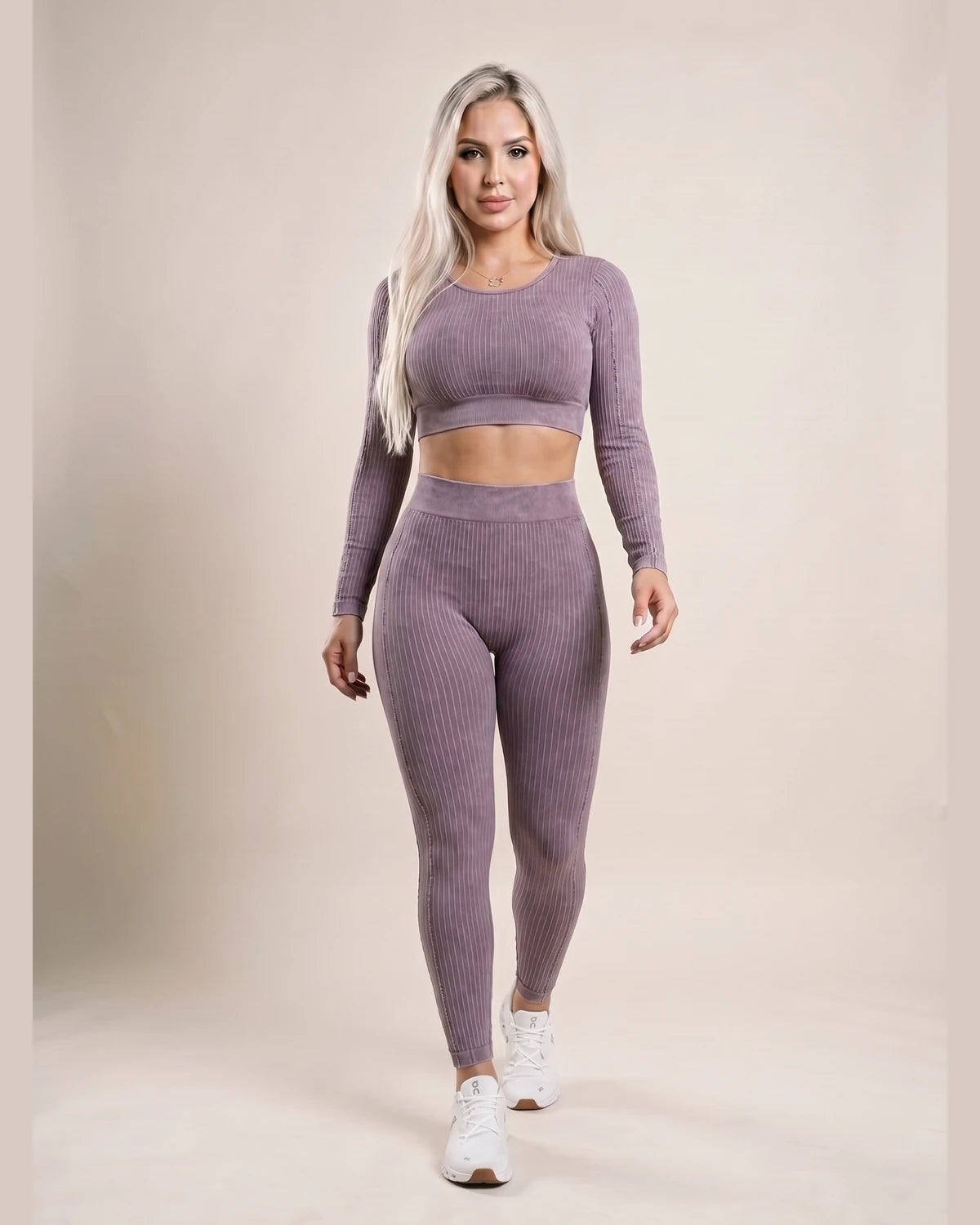 P6 lila_mauve 17_walking